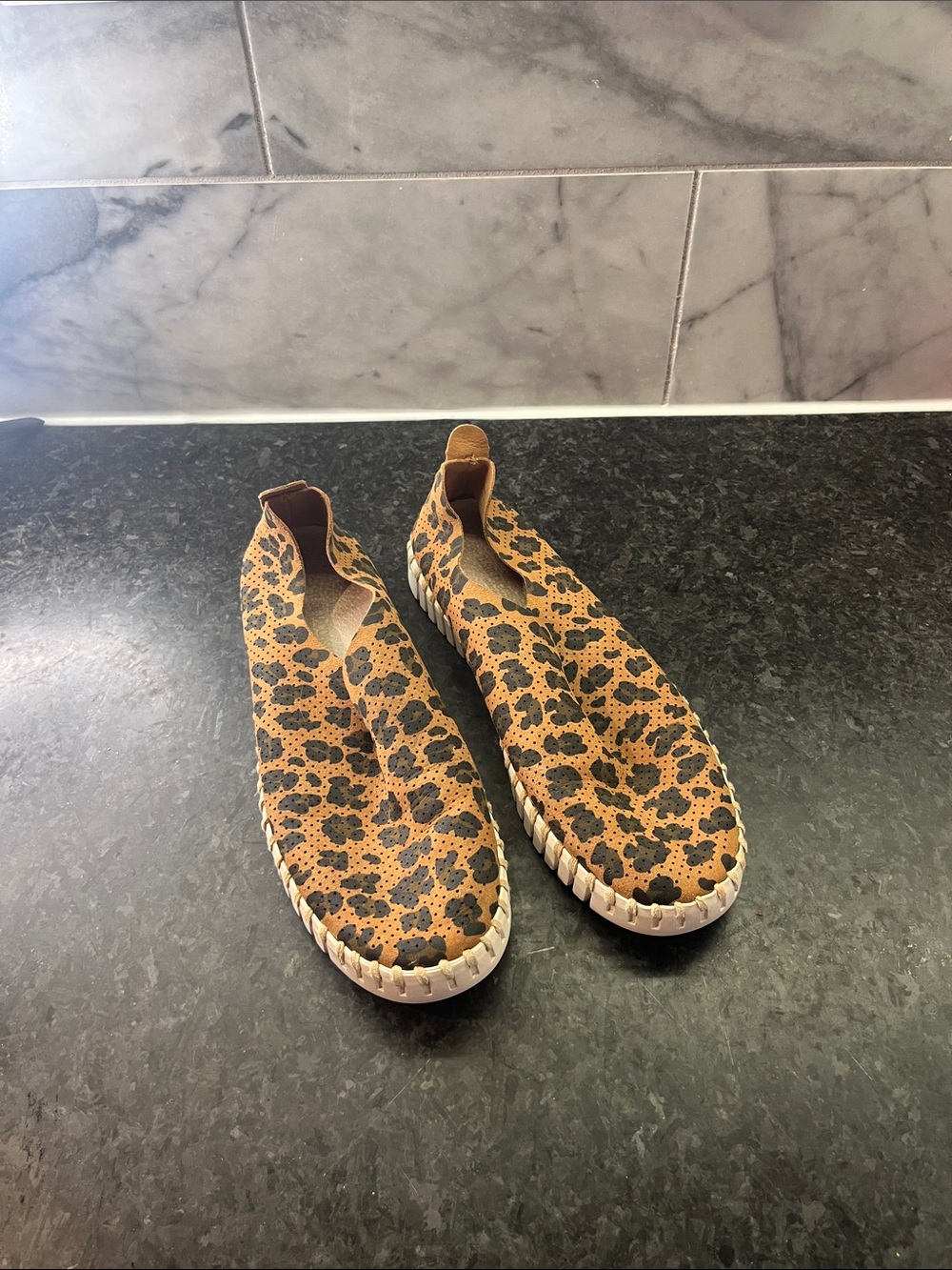 LADIES ILSE JACOBSEN FLAT SHOES